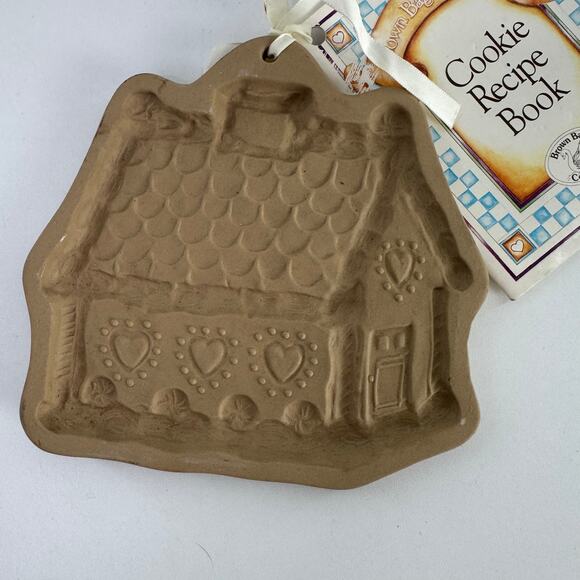 1993 Brown Bag Mold Gingerbread House Cookie Craft Christmas VTG Recipe Book - Picture 1 of 6